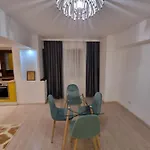 Oana Luxury *