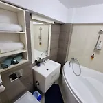 Oana Luxury Бухарест