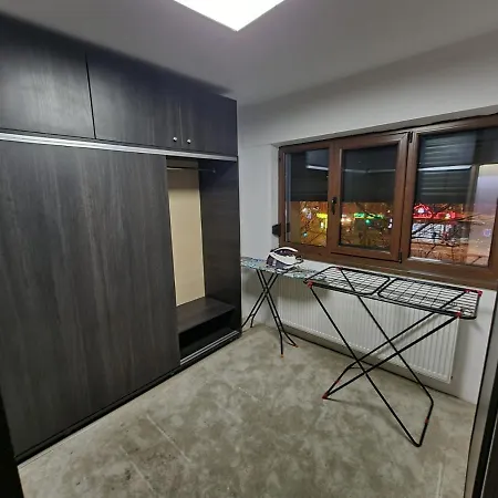 Oana Luxury Апартаменти Бухарест